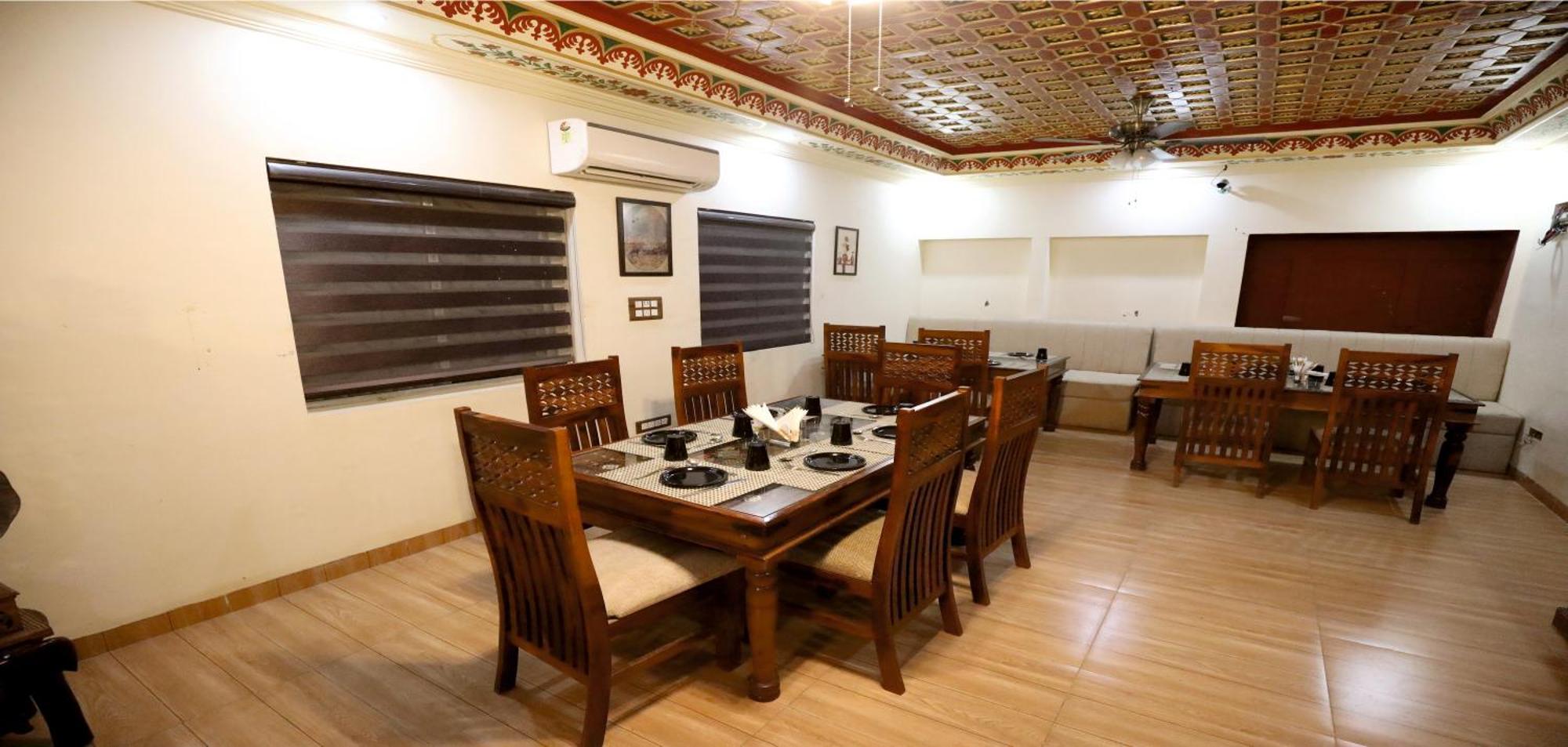 Hotel Vijayvargiya Dhani Bikaner Exterior photo